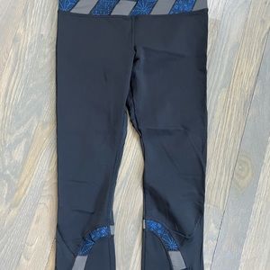 Lululemon run inspired crop